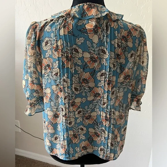 Cabi Cherish Printed Blouse - Blue and Cream - Picture 7 of 10